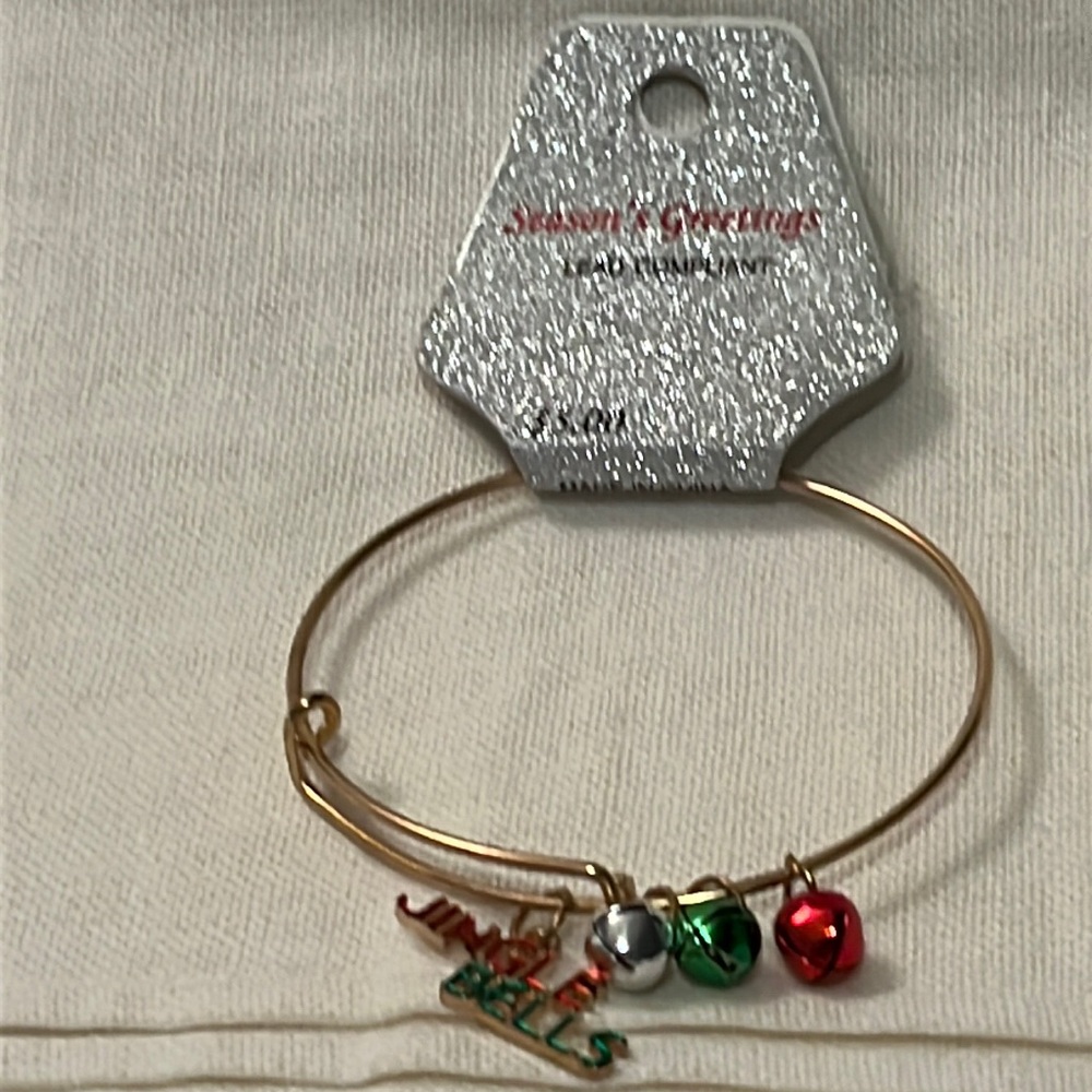 Seasons Greetings Christmas Charm Bracelet.